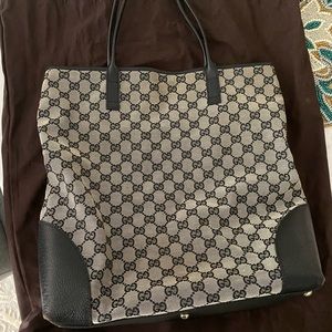 Gucci monogram shopper tote